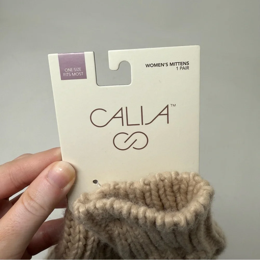 CALIA by Carrie Underwood Tan Cable Knit Mittens Gloves NWT One Size